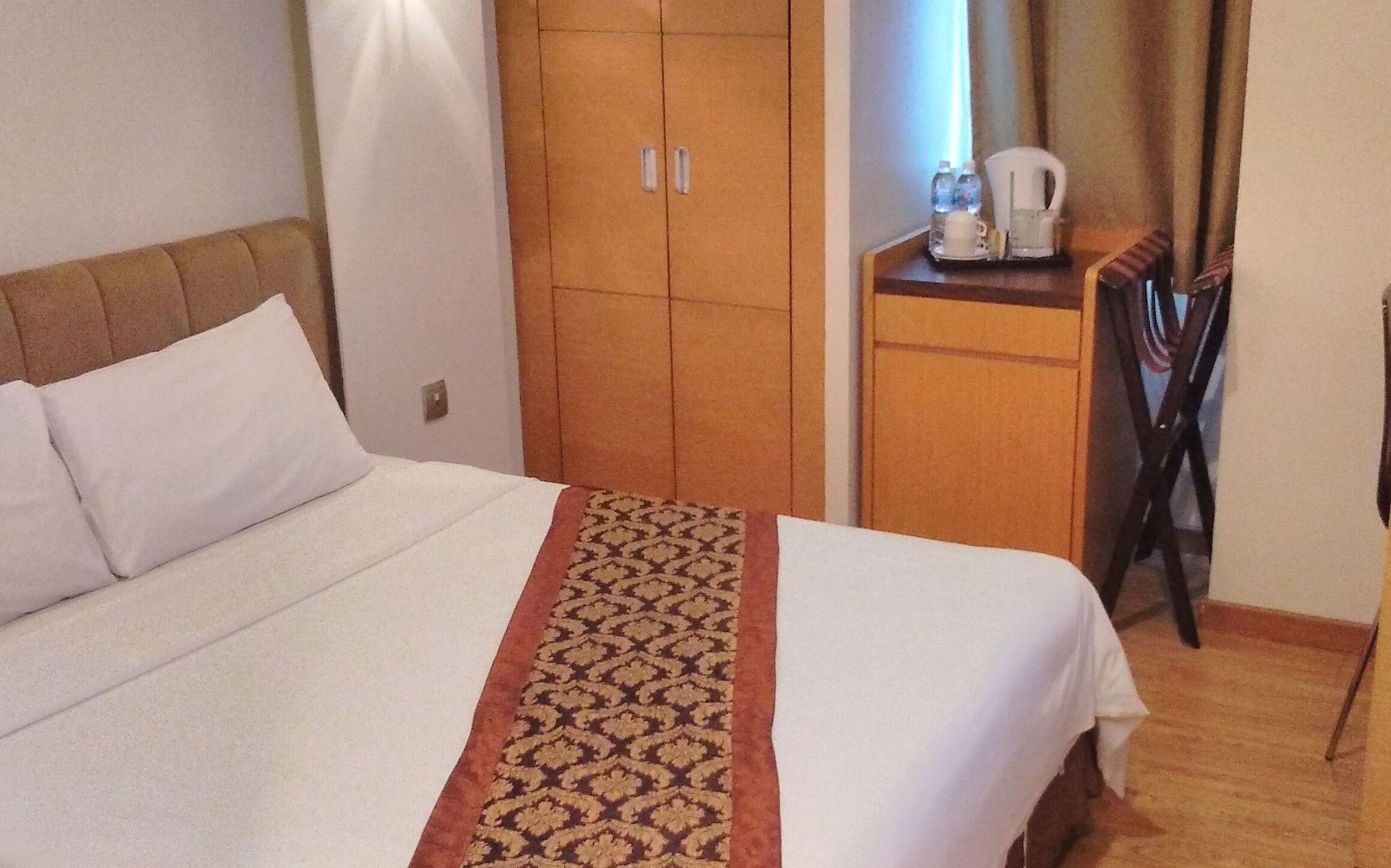 קוטה קינבלו Courtyard Hotel 1Borneo מראה חיצוני תמונה