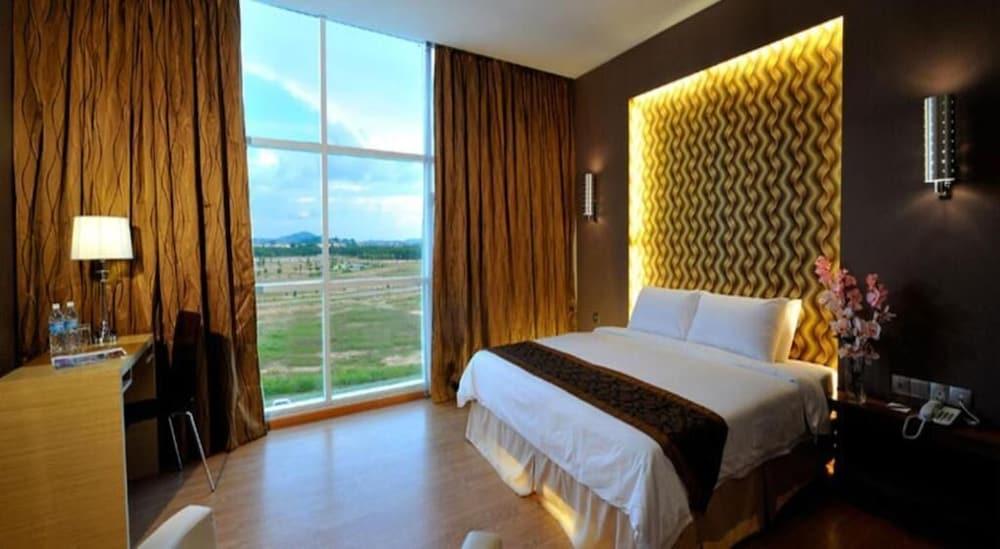 קוטה קינבלו Courtyard Hotel 1Borneo מראה חיצוני תמונה