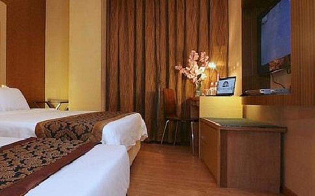 קוטה קינבלו Courtyard Hotel 1Borneo מראה חיצוני תמונה