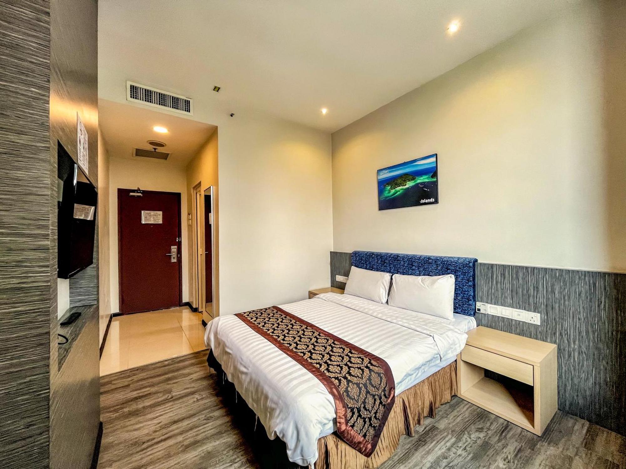 קוטה קינבלו Courtyard Hotel 1Borneo מראה חיצוני תמונה