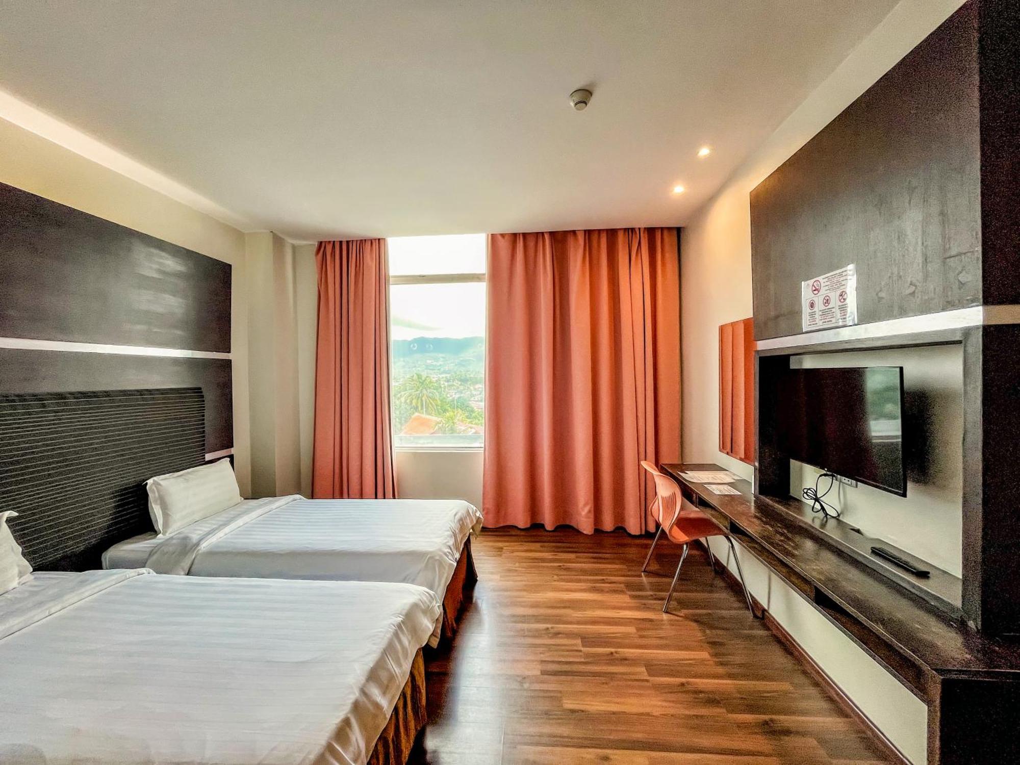 קוטה קינבלו Courtyard Hotel 1Borneo מראה חיצוני תמונה