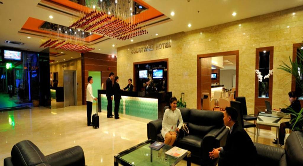 קוטה קינבלו Courtyard Hotel 1Borneo מראה חיצוני תמונה
